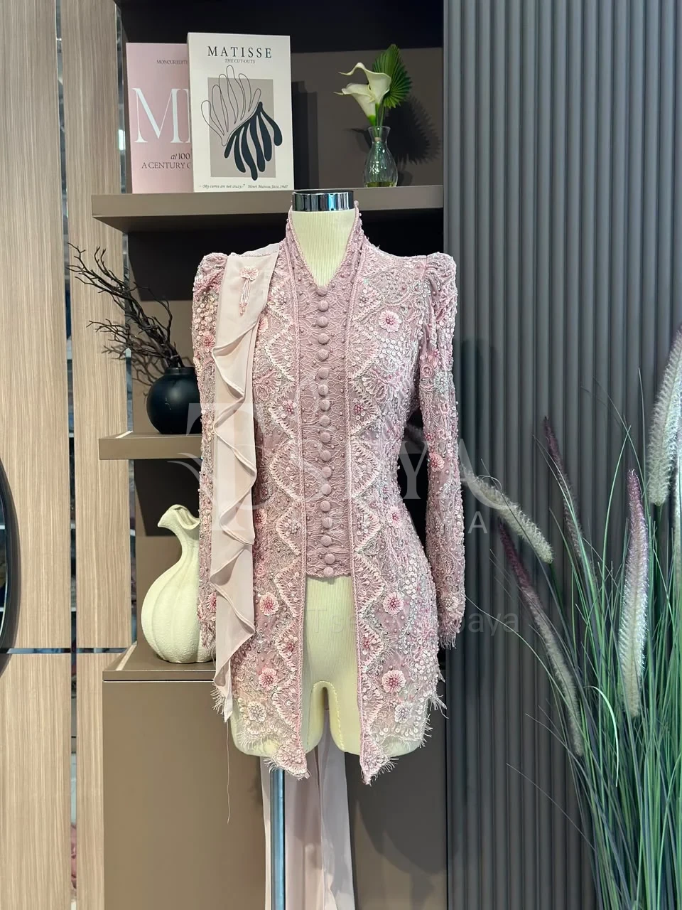 Read more about the article FLORENCE PINK